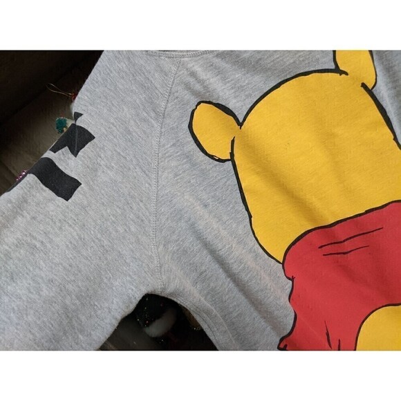 Vintage Winnie the Pooh Sweater Size XL - Picture 6 of 12